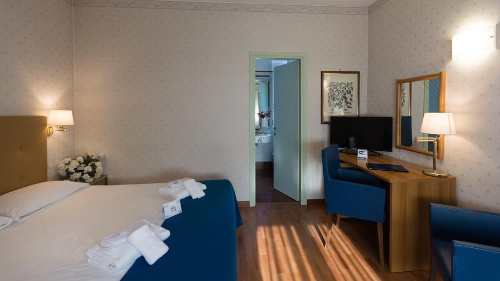 Hotel Lombardia Milaan Buitenkant foto