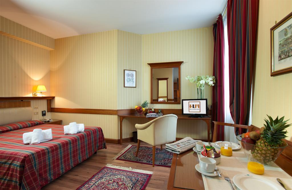 Hotel Lombardia Milaan Buitenkant foto